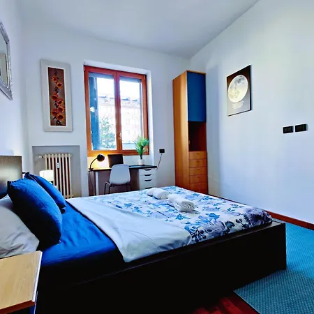 Luxury In Piazza 5 Giornate Apartman *